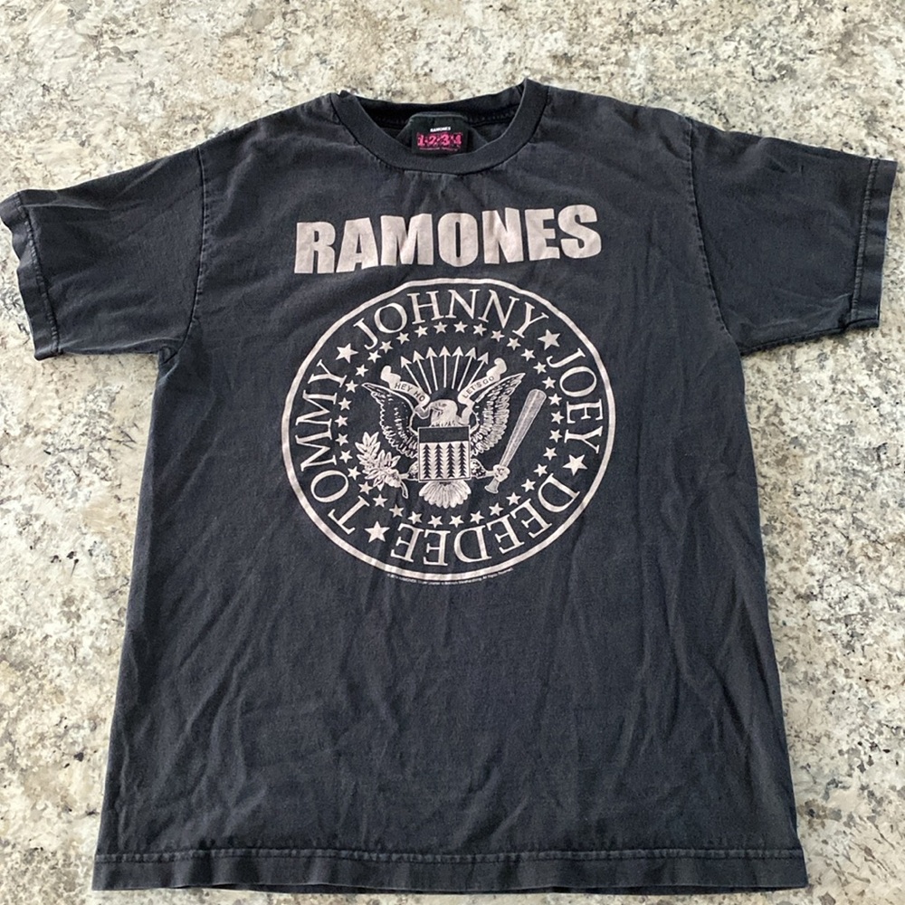 RAMONES vintage tee shirt